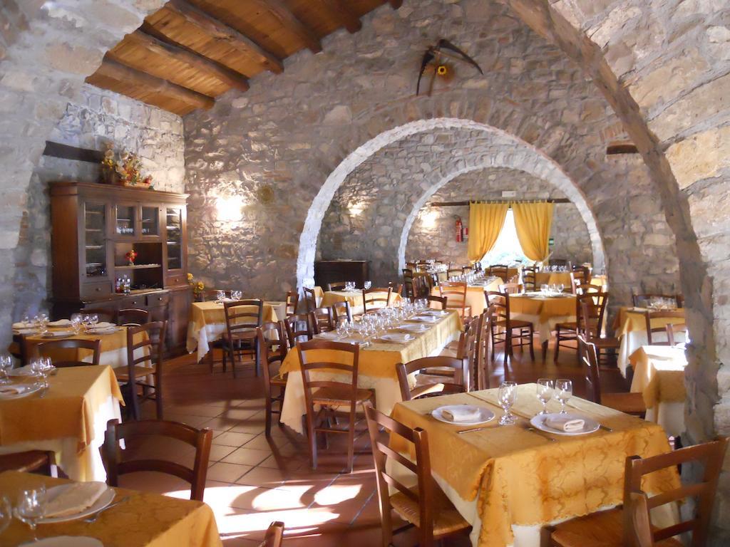 בית הארחה פוליצי ג'נרוזה 	L'Antico Casale מראה חיצוני תמונה